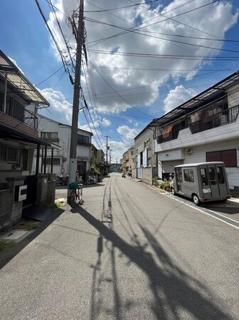 東田町テラスハウスの物件外観写真